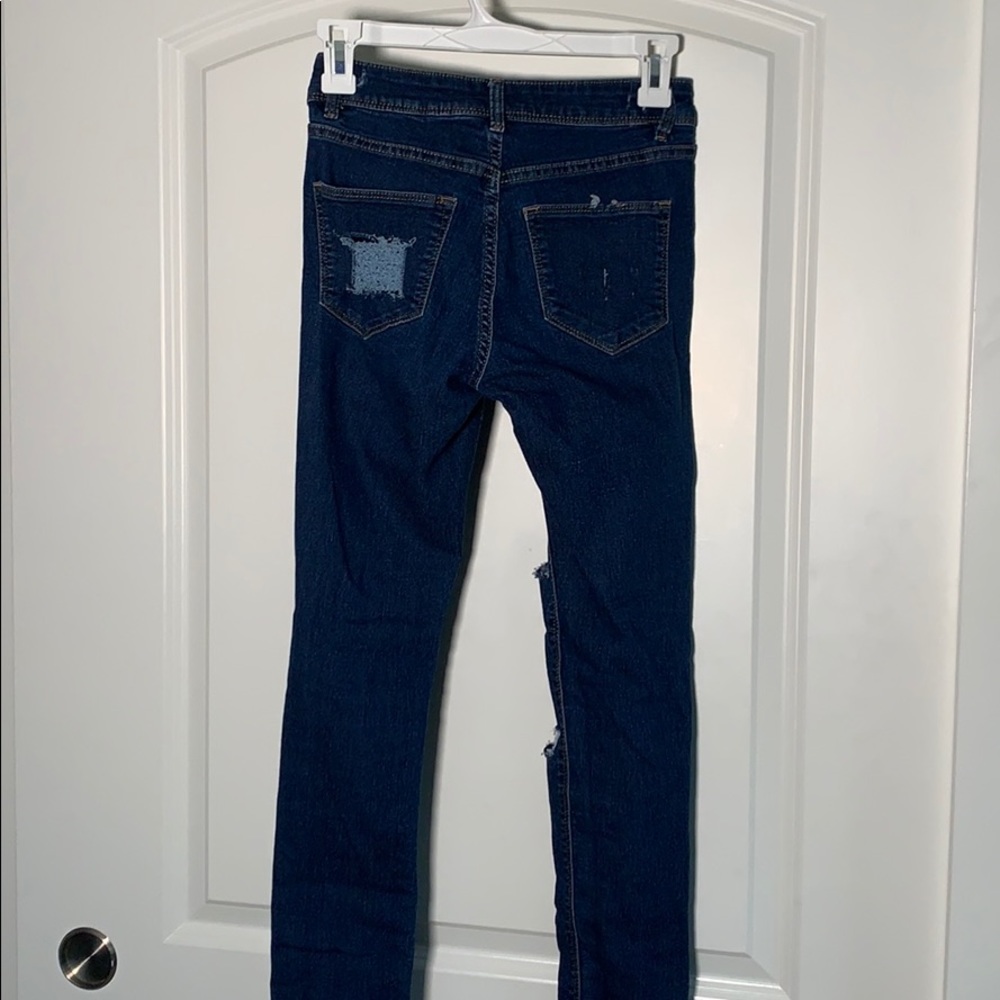Divided Ripped Blue Jeans - Picture 4 of 4